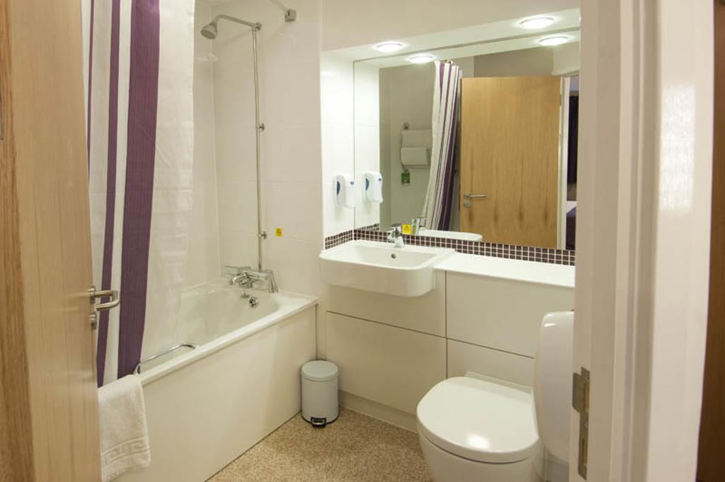 Premier Inn Tonbridge Habitación foto