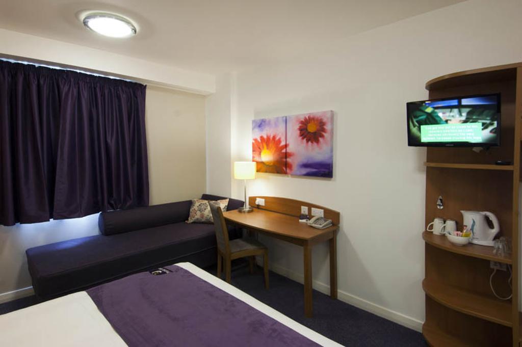 Premier Inn Tonbridge Habitación foto