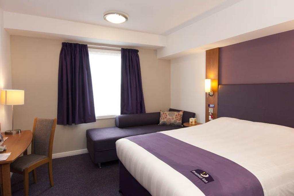 Premier Inn Tonbridge Habitación foto