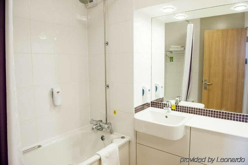Premier Inn Tonbridge Exterior foto